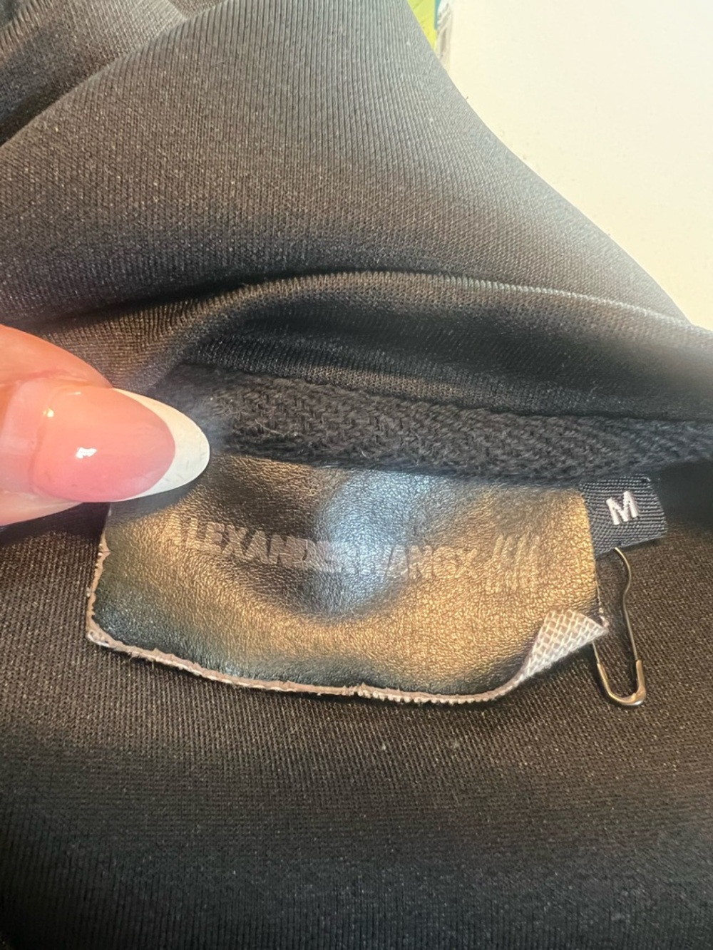 A. WANG Black Embossed Logo Cropped Sweatshirt. Size M. - Picture 7 of 7